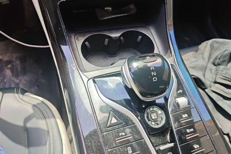 Used BYD Qin PLUS 2021 DM-i 55KM Prestige Model Gear Lever