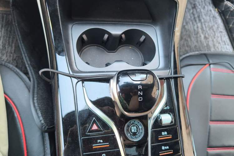 Used BYD Qin PLUS 2021 DM-i 55KM Prestige Model Gear Lever