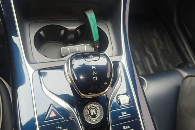 Used BYD Qin PLUS 2021 DM-i 55KM Flagship Model Gear Lever