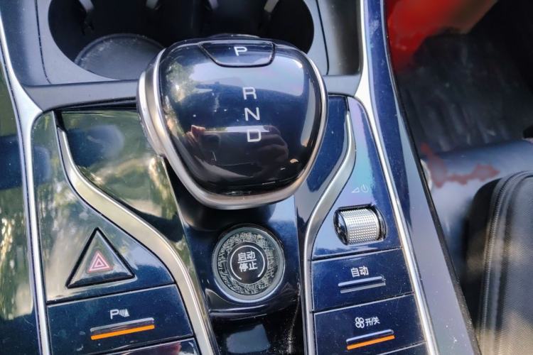Used BYD Qin PLUS 2021 EV 400KM Luxury Model Gear Lever