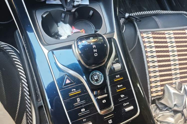 Used BYD Qin PLUS 2021 DM-i 120KM Prestige Model Gear Lever