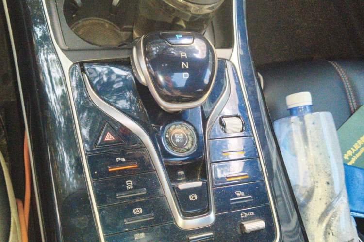 Used BYD Qin PLUS 2021 EV 500KM Luxury Model Gear Lever