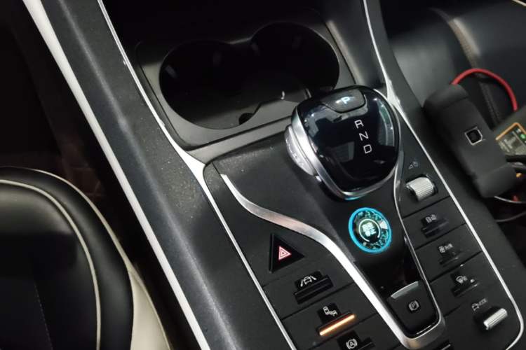 Used BYD Qin PLUS 2021 EV 500KM Premium Model Gear Lever