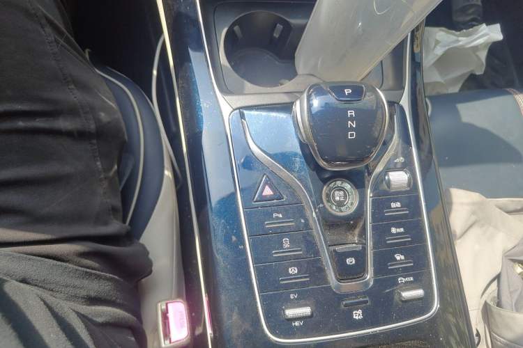 Used BYD Qin PLUS 2021 DM-i 55KM Flagship Model Gear Lever