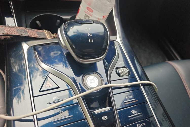 Used BYD Qin PLUS 2021 EV 400KM Luxury Model Gear Lever