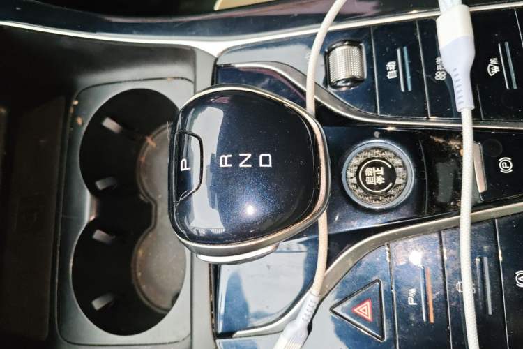 Used BYD Qin PLUS 2021 DM-i 55KM Flagship Model Gear Lever