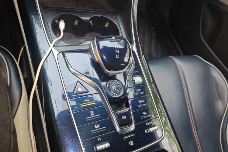 Used BYD Qin PLUS 2021 DM-i 55KM Flagship Model Gear Lever