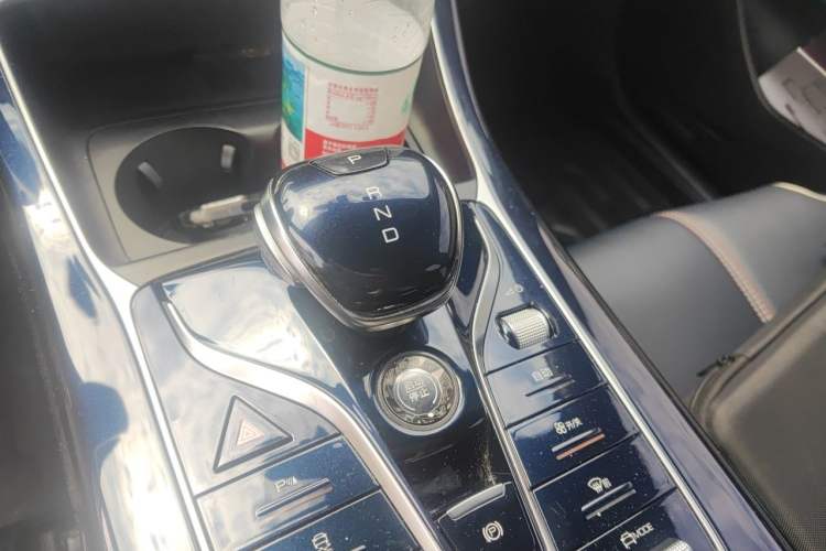 Used BYD Qin PLUS 2021 EV 500KM Luxury Model Gear Lever