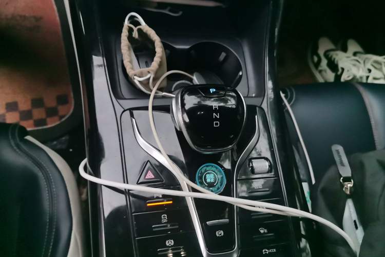 Used BYD Qin PLUS 2021 DM-i 55KM Prestige Model Gear Lever