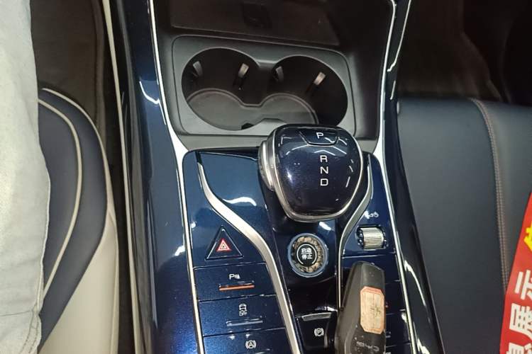 Used BYD Qin PLUS 2021 DM-i 55KM Flagship Model Gear Lever