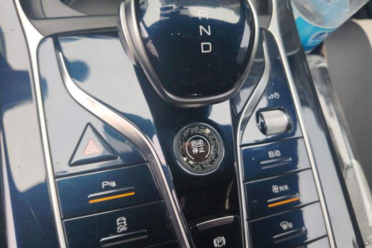 Used BYD Qin PLUS 2021 DM-i 55KM Flagship Model Gear Lever