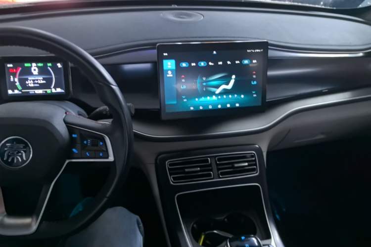 Used BYD Qin PLUS 2021 DM-i 55KM Flagship Model Gear Lever