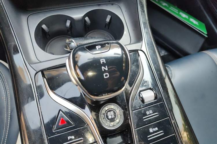 Used BYD Qin PLUS 2021 DM-i 55KM Prestige Model Gear Lever