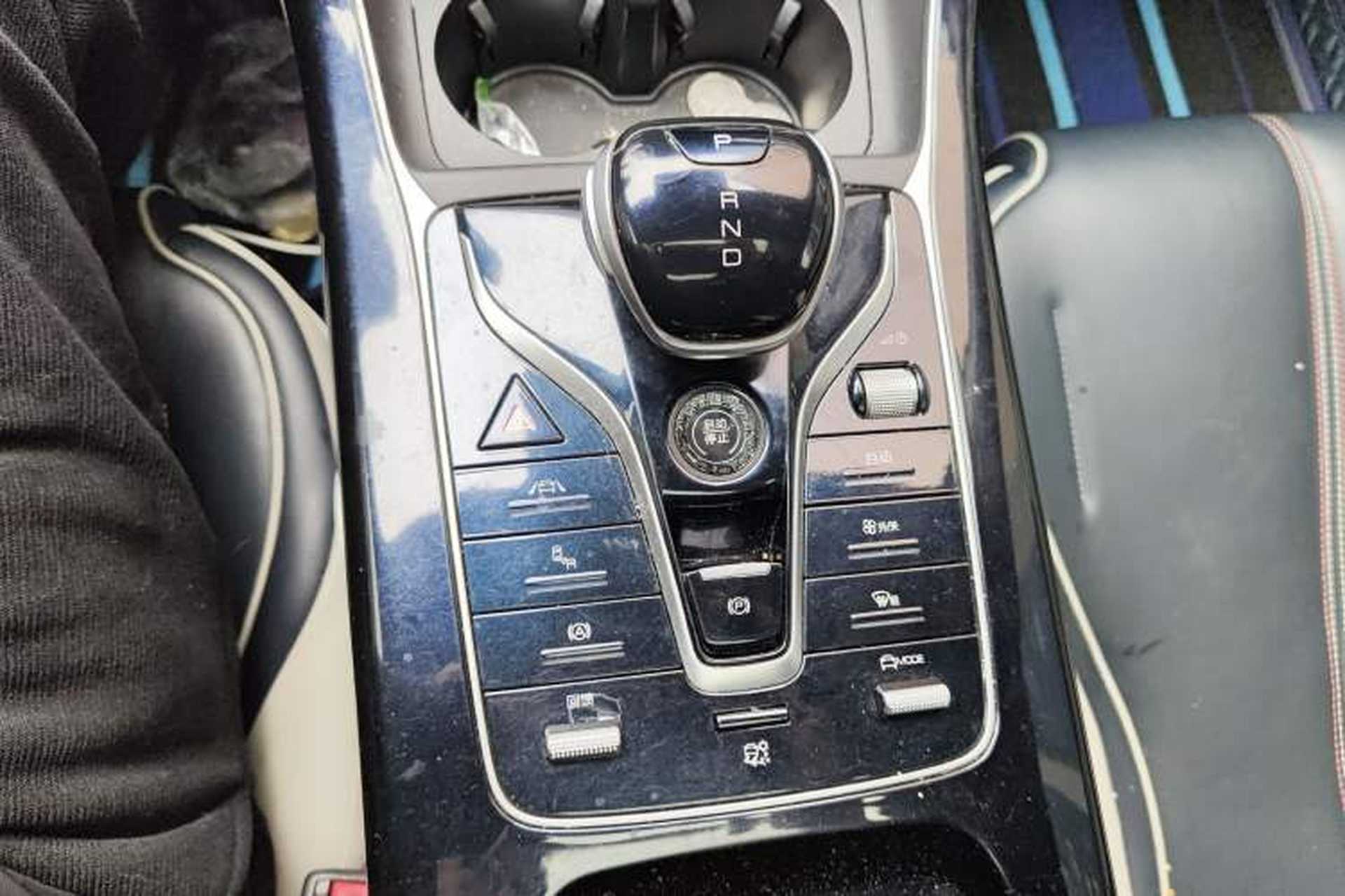 Used BYD Qin PLUS 2021 EV 600KM Flagship Model Gear Lever