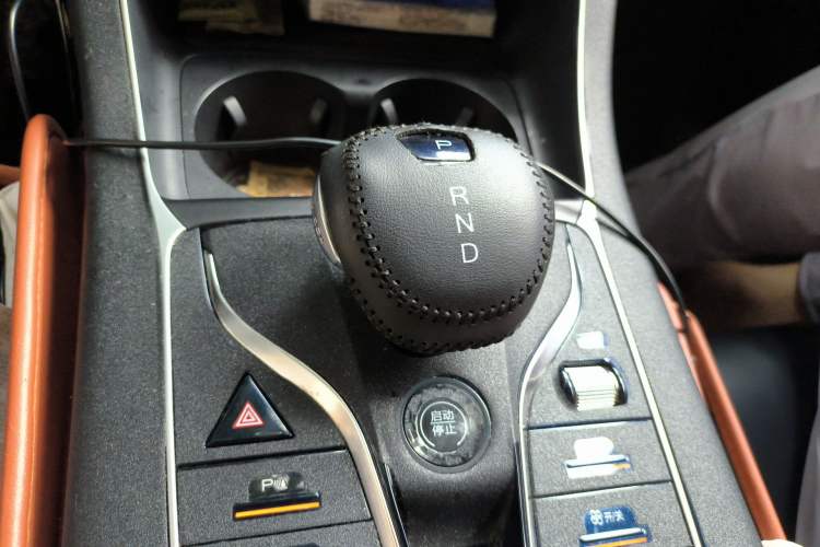 Used BYD Qin PLUS 2021 DM-i 55KM Flagship Model Gear Lever