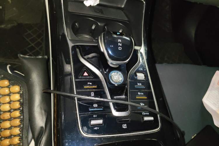Used BYD Qin PLUS 2021 DM-i 55KM Flagship Model Gear Lever