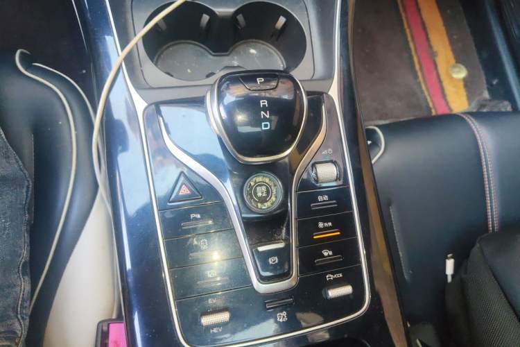 Used BYD Qin PLUS 2021 DM-i 120KM Prestige Model Gear Lever