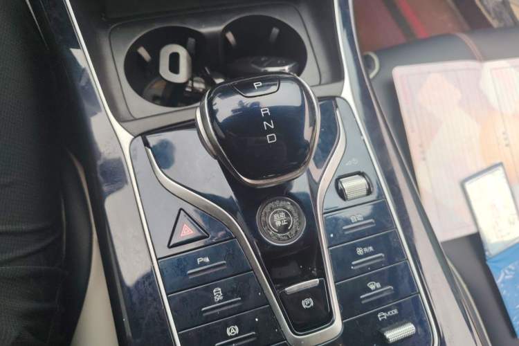 Used BYD Qin PLUS 2021 DM-i 55KM Flagship Model Gear Lever