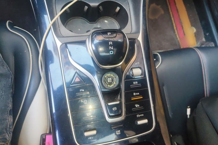 Used BYD Qin PLUS 2021 DM-i 120KM Prestige Model Gear Lever