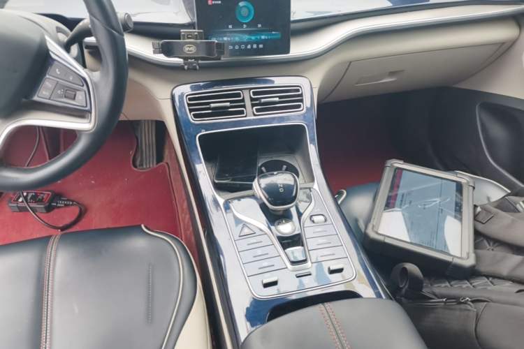 Used BYD Qin PLUS 2021 EV 400KM Luxury Model Gear Lever