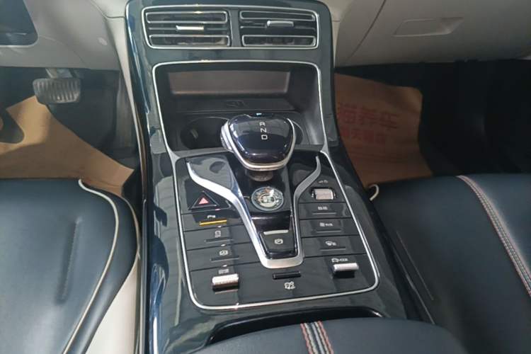 Used BYD Qin PLUS 2021 EV 400KM Luxury Model Gear Lever