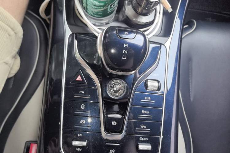 Used BYD Qin PLUS 2021 DM-i 120KM Prestige Model Gear Lever