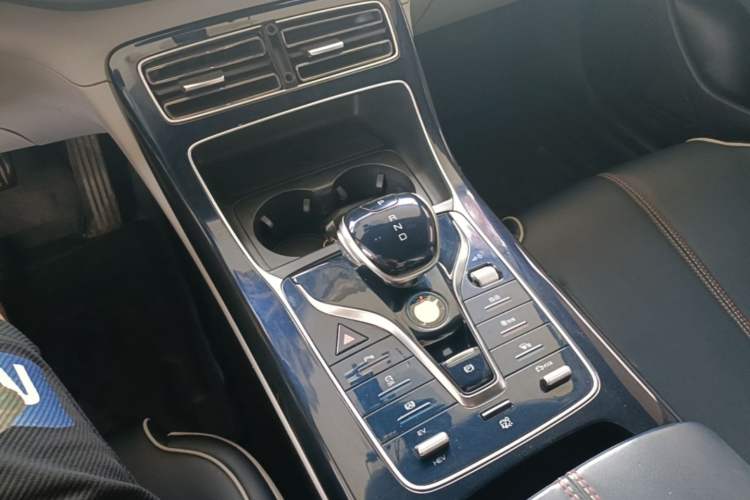 Used BYD Qin PLUS 2021 DM-i 55KM Flagship Model Gear Lever