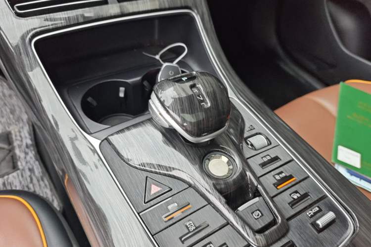 Used BYD Qin PLUS 2021 DM-i 120KM Prestige Model Gear Lever