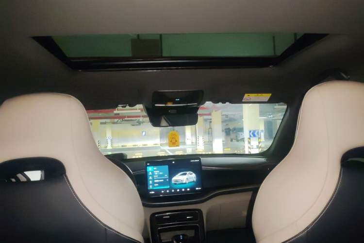 Used BYD Qin PLUS 2021 DM-i 120KM Flagship Model Headliner