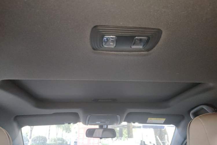 Used BYD Qin PLUS 2021 EV 500KM Luxury Model Headliner