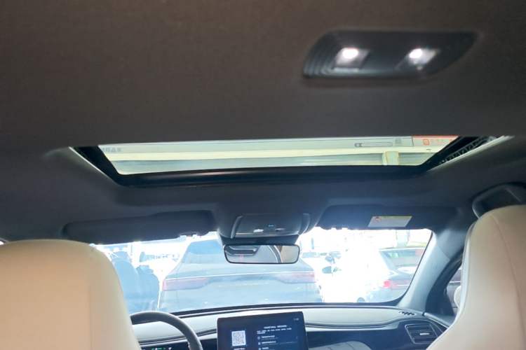Used BYD Qin PLUS 2021 EV 500KM Premium Model Headliner