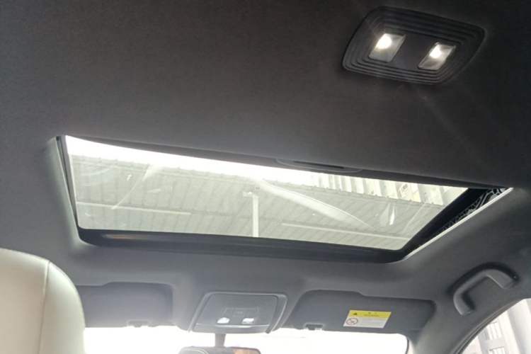Used BYD Qin PLUS 2021 EV 400KM Luxury Model Headliner