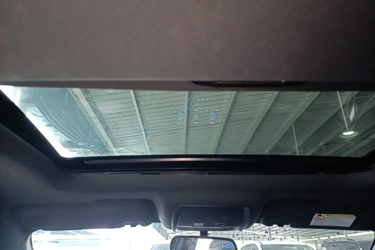 Used BYD Qin PLUS 2021 EV 400KM Luxury Model Headliner