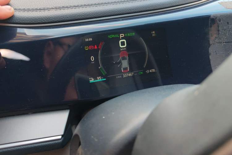 Used BYD Qin PLUS 2021 EV 500KM Luxury Model Instrument Cluster