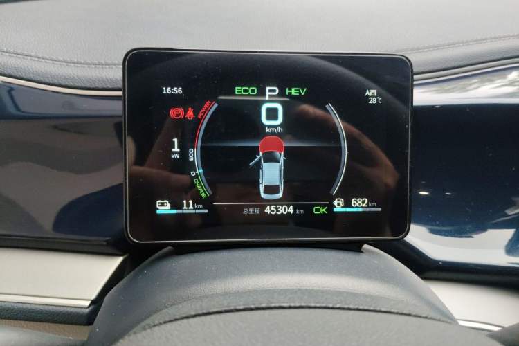 Used BYD Qin PLUS 2021 DM-i 55KM Flagship Model Instrument Cluster