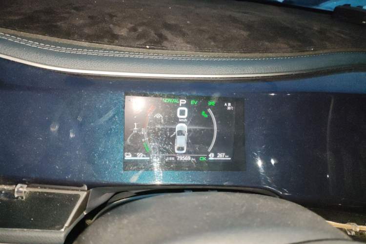 Used BYD Qin PLUS 2021 DM-i 120KM Flagship Model Instrument Cluster