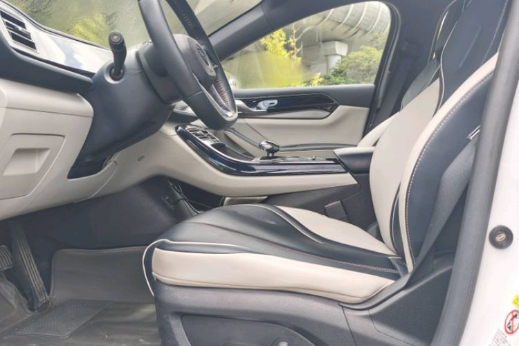 Used BYD Qin PLUS 2021 DM-i 55KM Flagship Model Interior 1