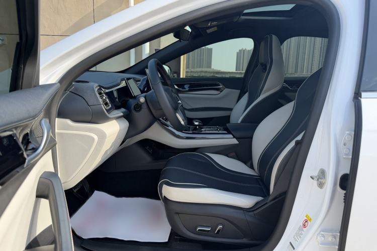 Used BYD Qin PLUS 2021 DM-i 120KM Flagship Model Interior 1