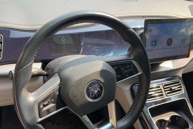 Used BYD Qin PLUS 2021 DM-i 55KM Flagship Model Interior 10