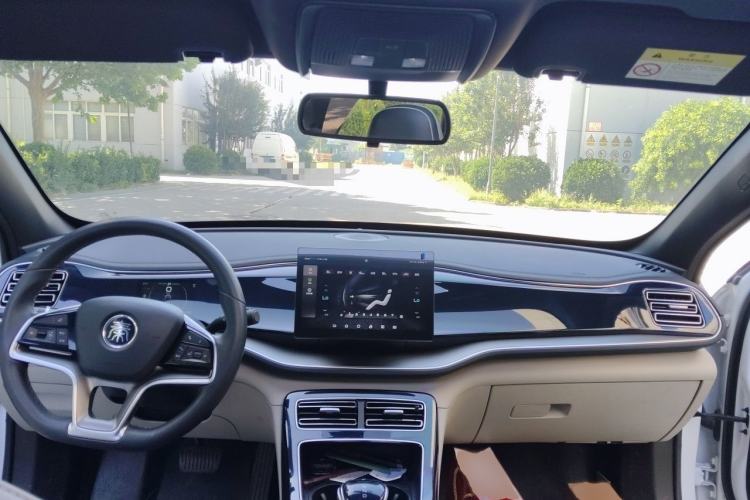 Used BYD Qin PLUS 2021 EV 400KM Luxury Model Interior 2