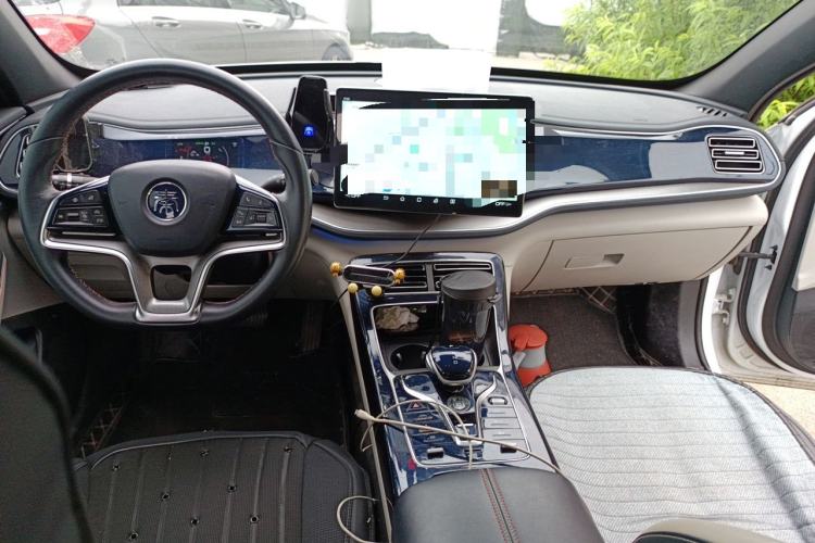 Used BYD Qin PLUS 2021 DM-i 120KM Prestige Model Interior 2