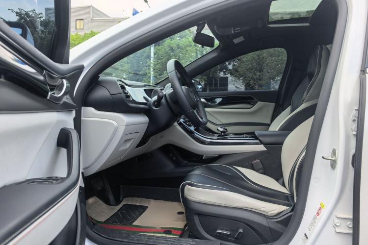 Used BYD Qin PLUS 2021 DM-i 55KM Flagship Model Interior 2