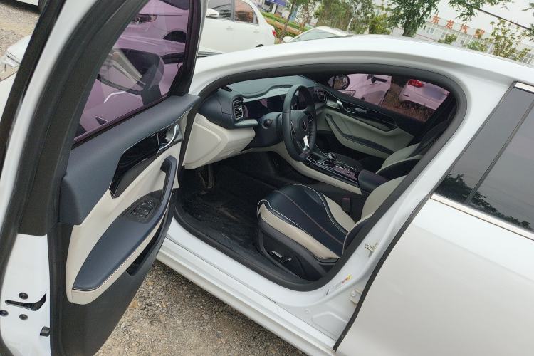 Used BYD Qin PLUS 2021 DM-i 55KM Flagship Model Interior 2