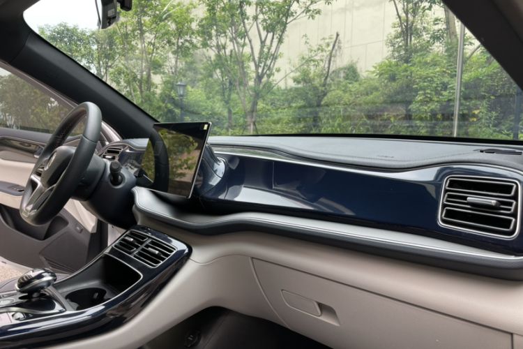 Used BYD Qin PLUS 2021 EV 400KM Luxury Model Interior 2
