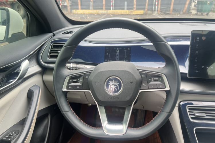 Used BYD Qin PLUS 2021 DM-i 120KM Prestige Model Interior 2