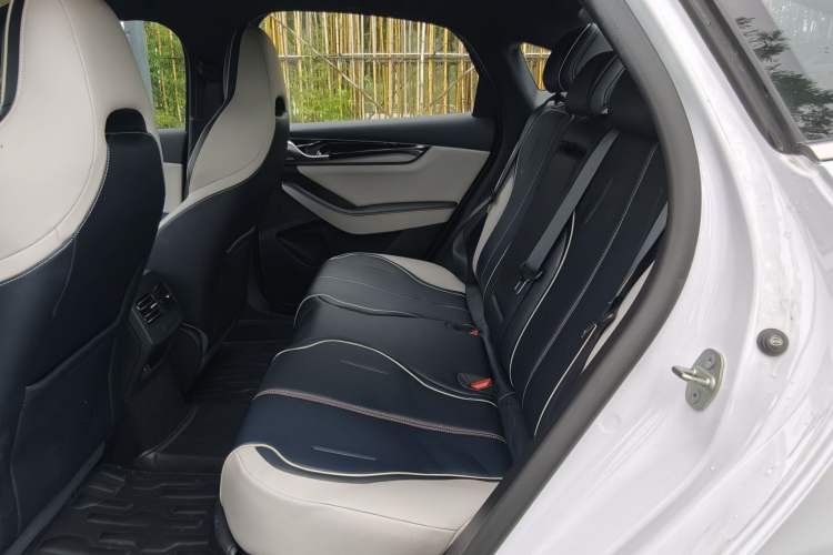 Used BYD Qin PLUS 2021 DM-i 55KM Flagship Model Interior 2