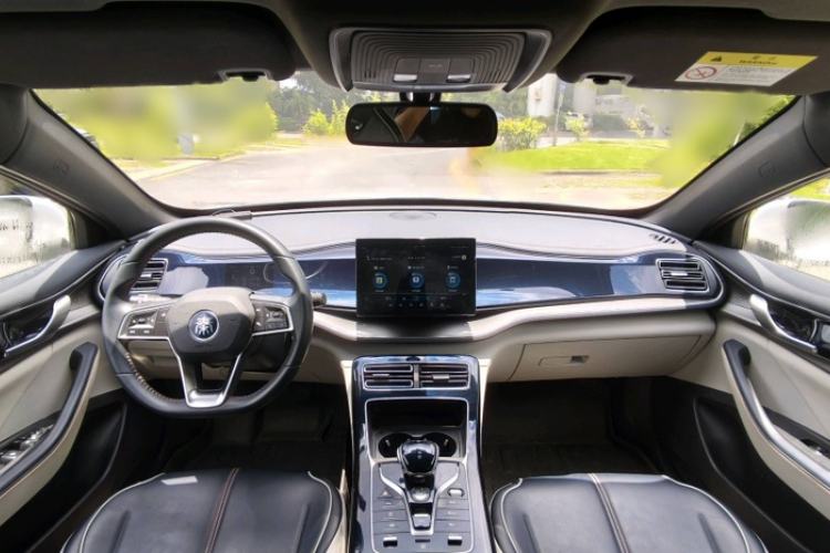 Used BYD Qin PLUS 2021 DM-i 55KM Flagship Model Interior 3
