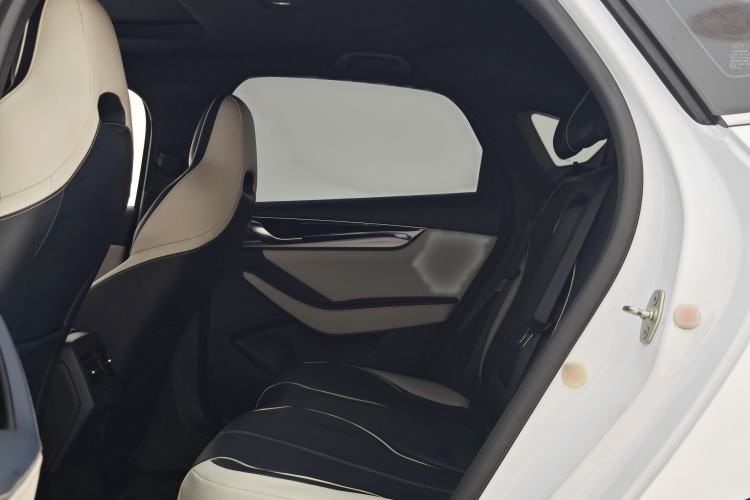 Used BYD Qin PLUS 2021 DM-i 120KM Flagship Model Interior 3