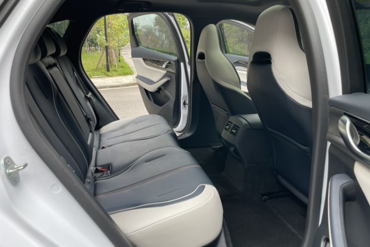 Used BYD Qin PLUS 2021 EV 400KM Luxury Model Interior 3