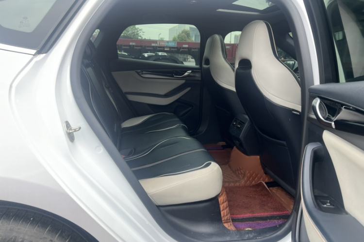 Used BYD Qin PLUS 2021 DM-i 120KM Prestige Model Interior 3
